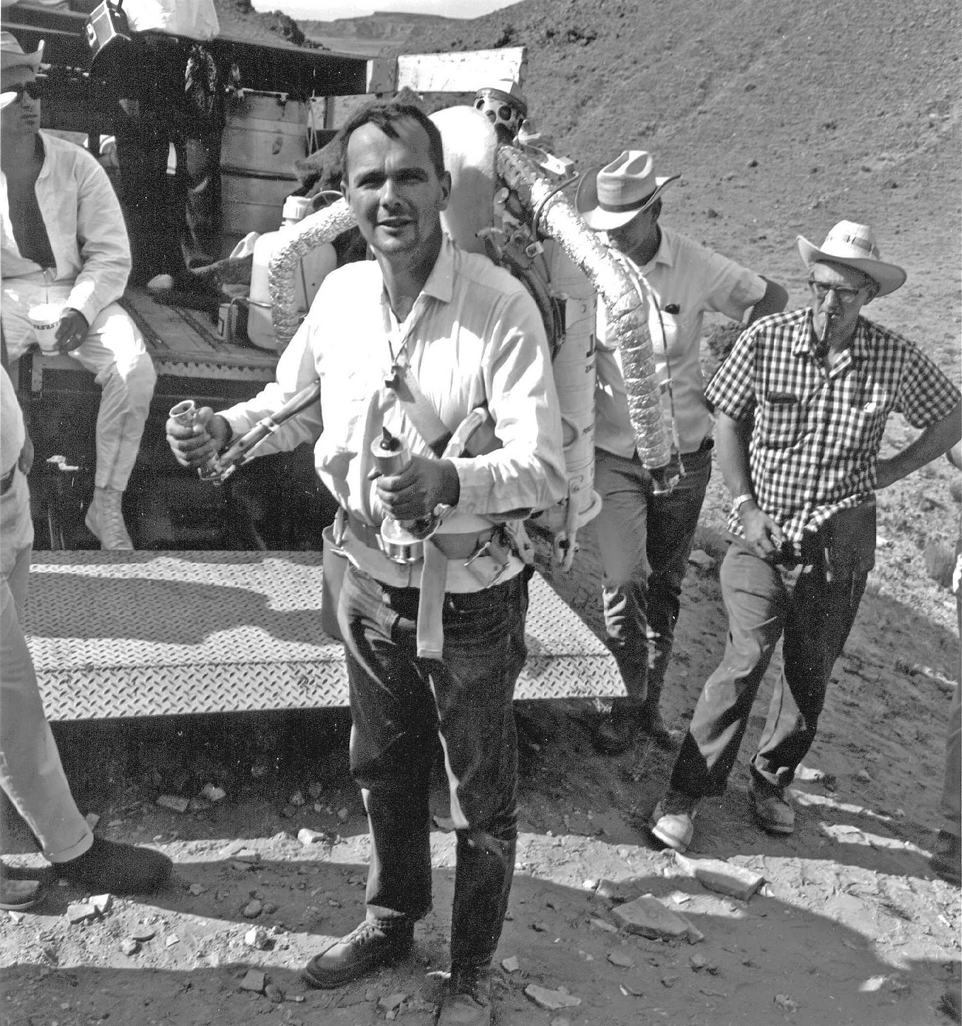 Gene Shoemaker 2005-1190-Fig043e (1)