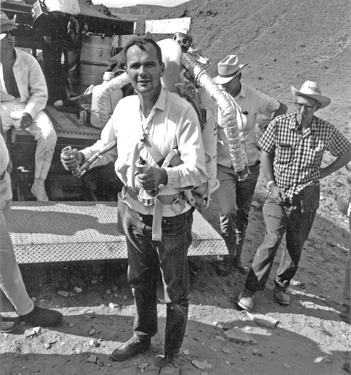 Gene Shoemaker 2005-1190-Fig043e (1)