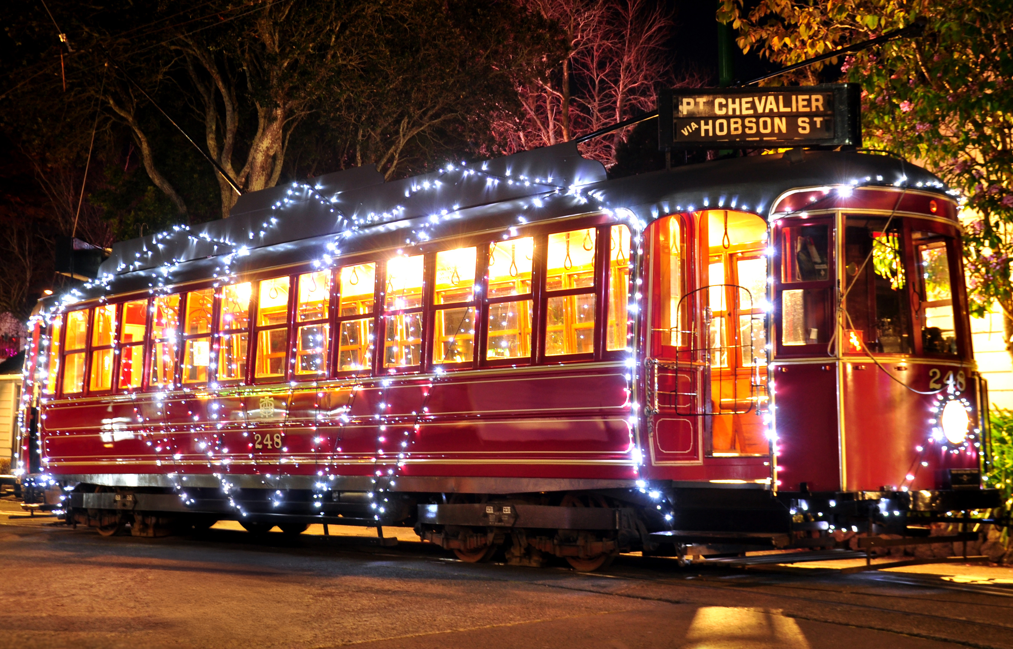 christmas tram