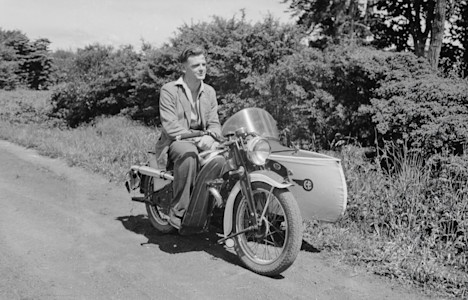 Ron Vine: Photographing Rural New Zealand