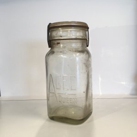 Accession number: 2018.30.  Agee “Queen” Glass Jar.  Australian Glass Manufacturers, Manufacturer 1920-1940s.  The Museum of Transport and Technology (MOTAT). URL: collection.motat.org.nz/objects/108146