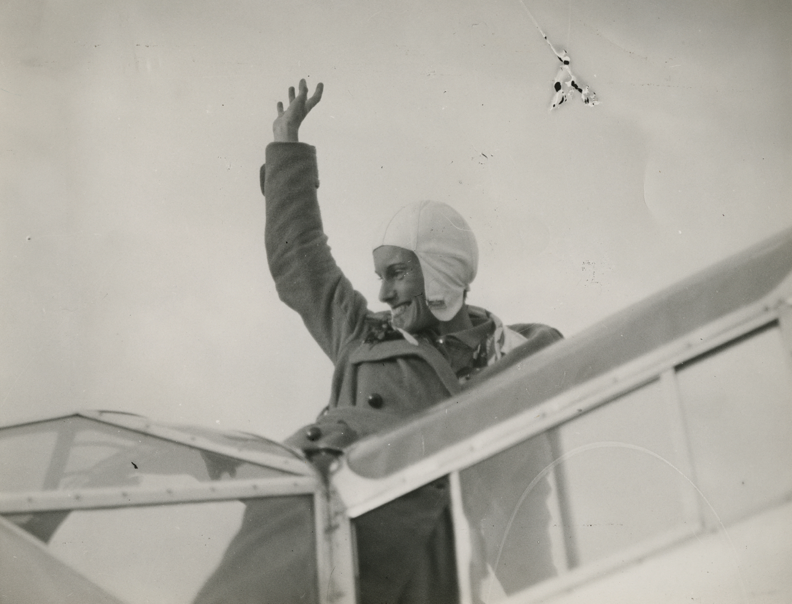 Whites Aviation Limited. Oct 1936. Jean Batten, 15-1116. Walsh Memorial Library, The Museum of Transport and Technology (MOTAT).