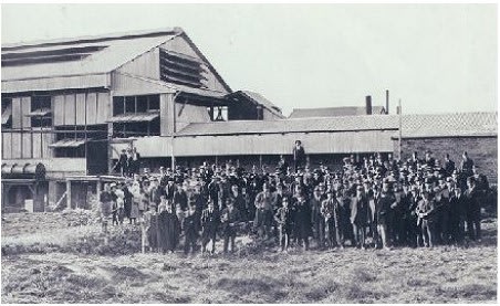 Opening Ceremony at Penrose Factory.  New Zealand Glass Manufacturers. URL: recycleglass.co.nz/o-i-new-zealand/history/