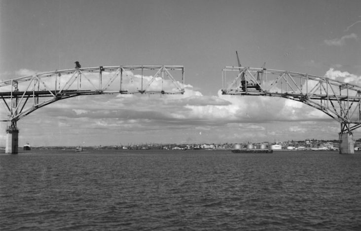 Bridging the Waitematā hero