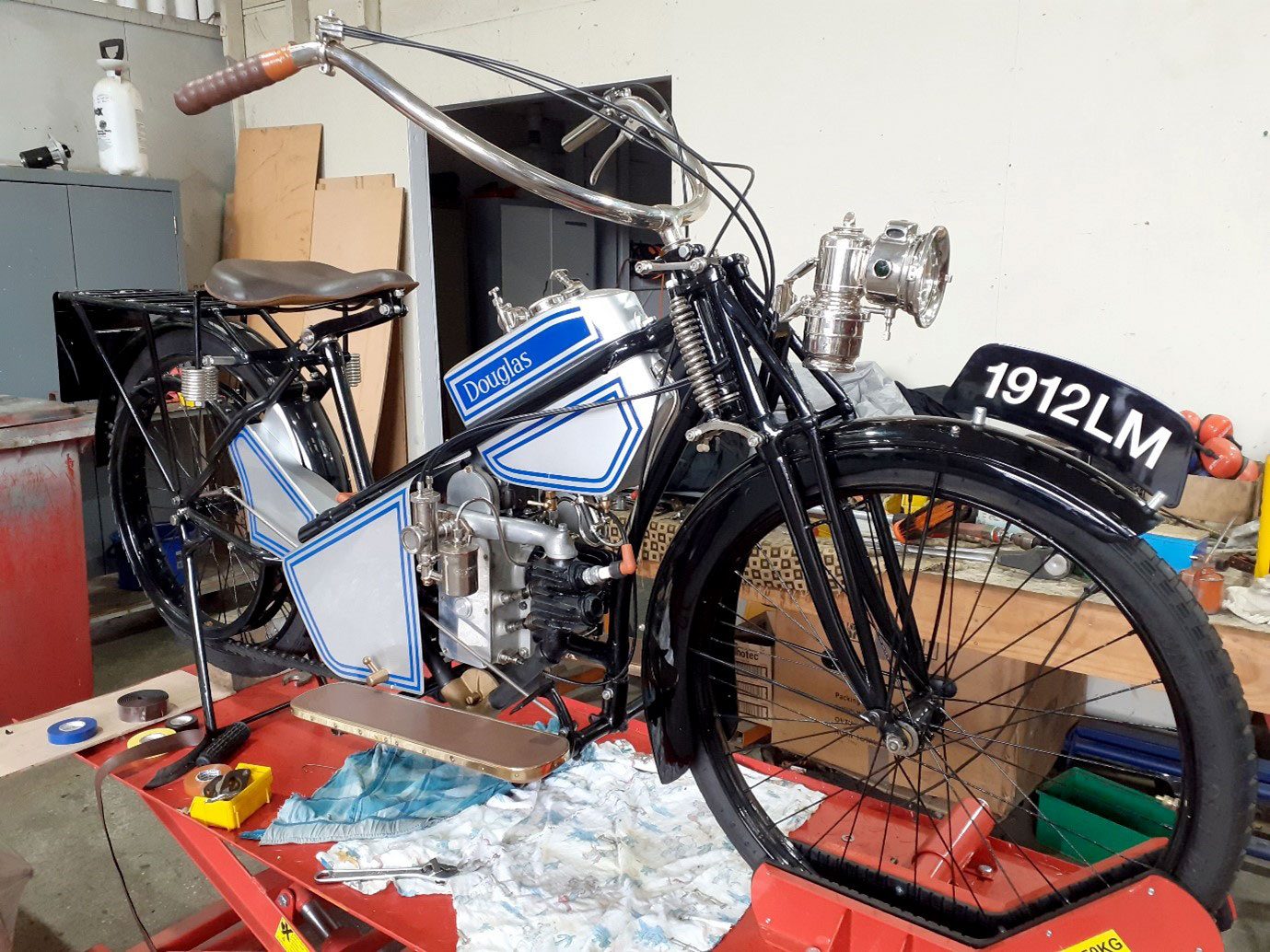 Douglas ladies’ motorcycle2