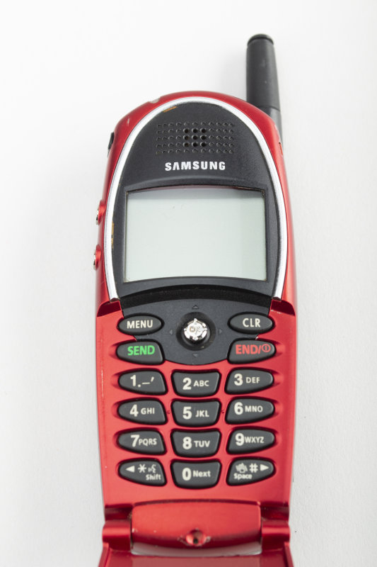 Samsung SCH-N105 mobile phone, detail [2021.8.3] The Museum of Transport and Technology (MOTAT)