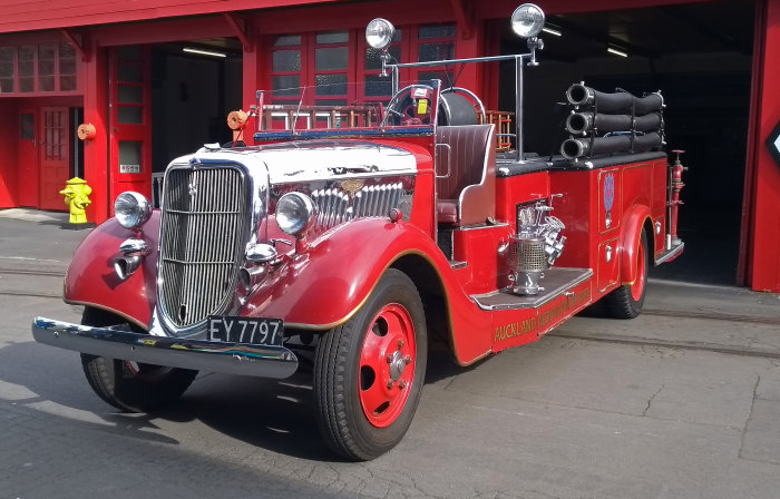 1935 Ford V8 fire engine