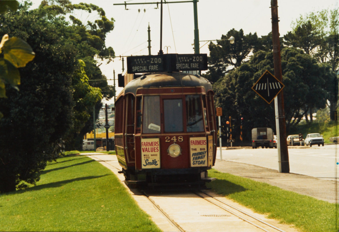 Image: Unknown photographer, courtesy of Noel Maurice. Circa 1981 – 2000. Tram 248 on Great North Road, 05-1993. Walsh Memorial Library, Museum of Transport and Technology (MOTAT) 