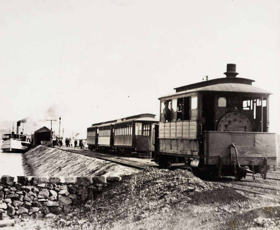 Unknown Photographer. Circa 1910. Steam tram at Bayswater ferry terminal, PHO-2017-4.5. Walsh Memorial Library, The Museum of Transport and Technology (MOTAT). 