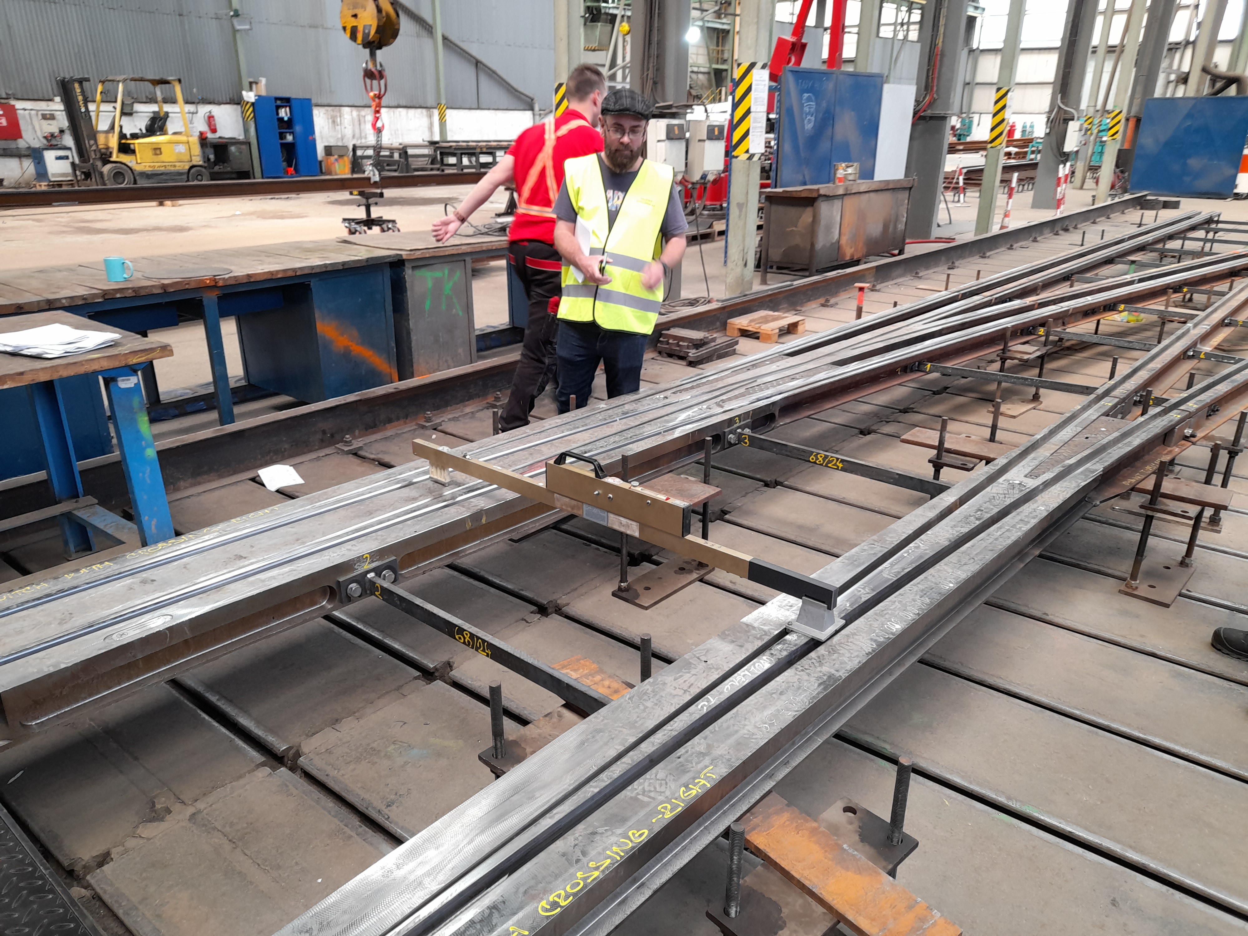 Checking specialised tram switches at Prazska Storjirna