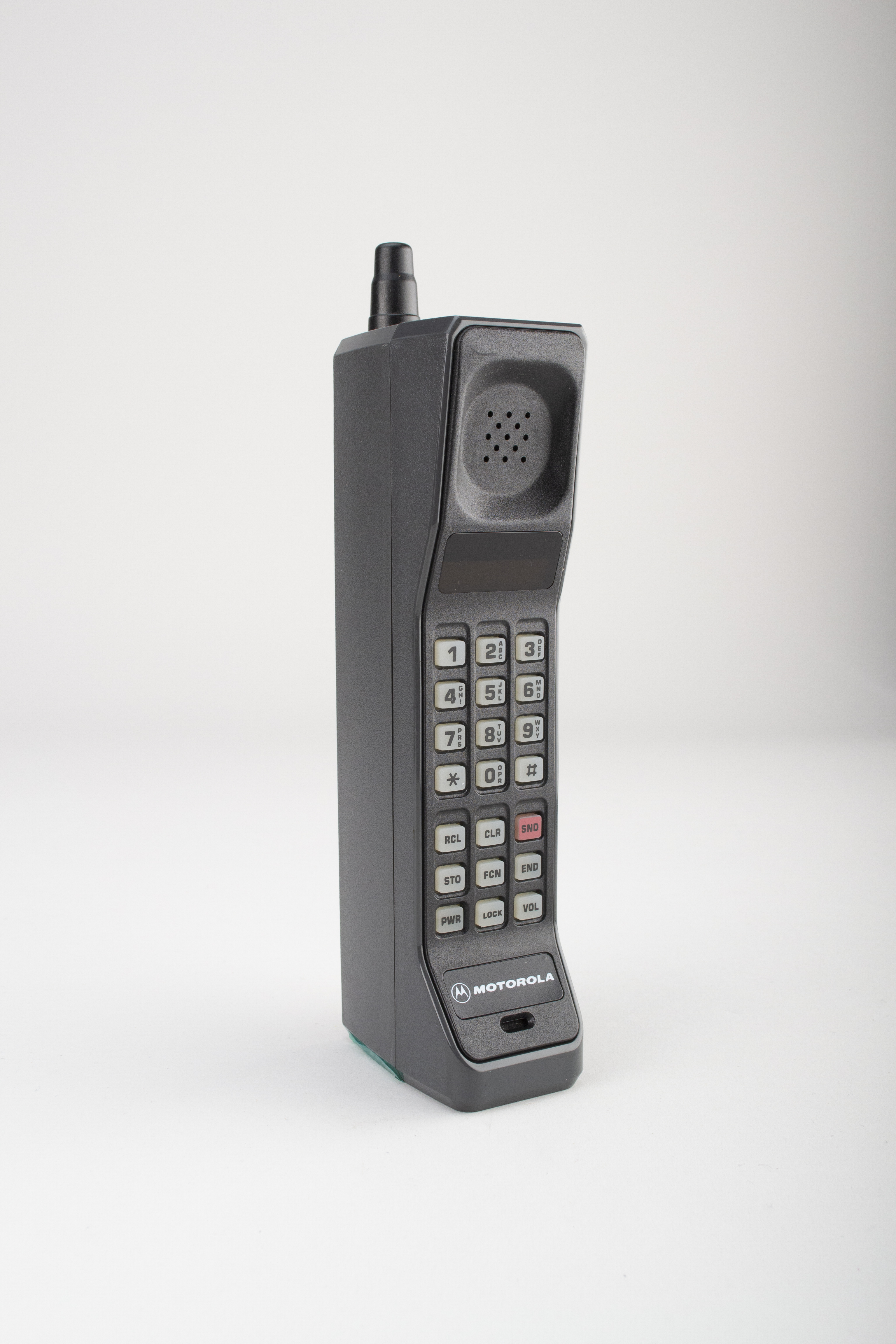 Motorola Dynatac [2021.8.11] The Museum of Transport and Technology (MOTAT)