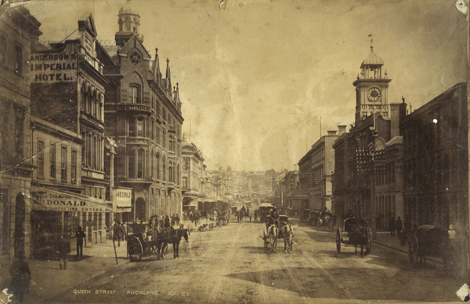 Queen St