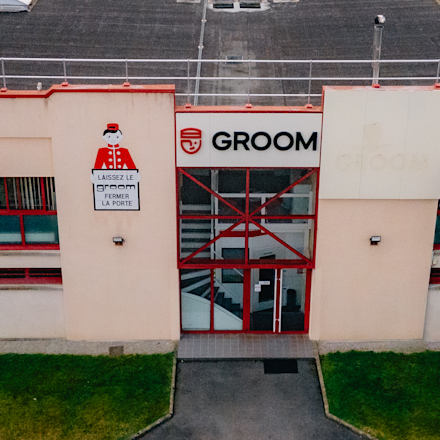 Le nouveau logo GROOM