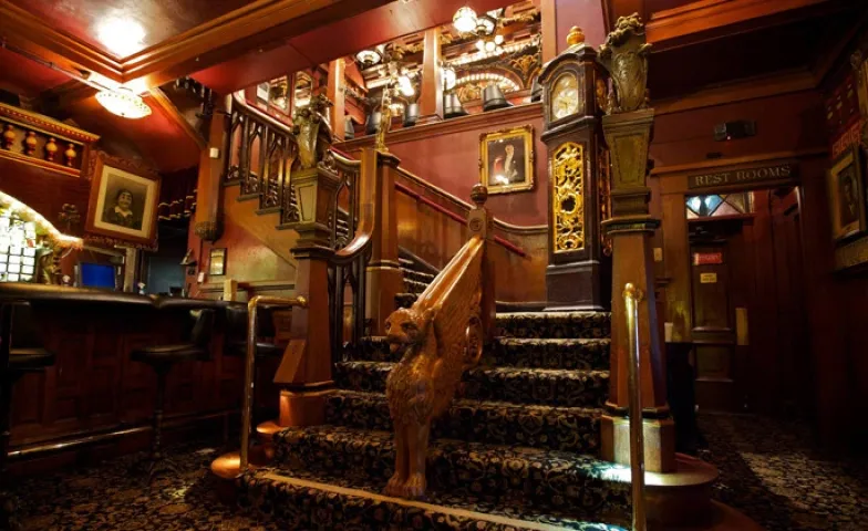 Magic-Castle-Staircase