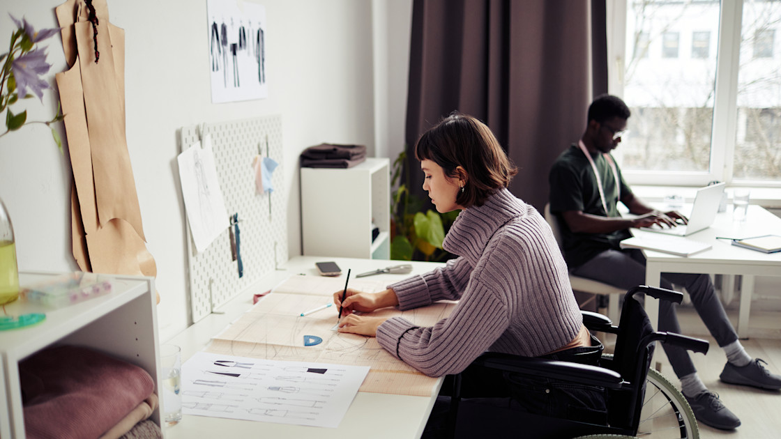 Arts and crafts improves your mental health as much as having a job, scientists find Arts and crafts improves your mental health as much as having a job, scientists find