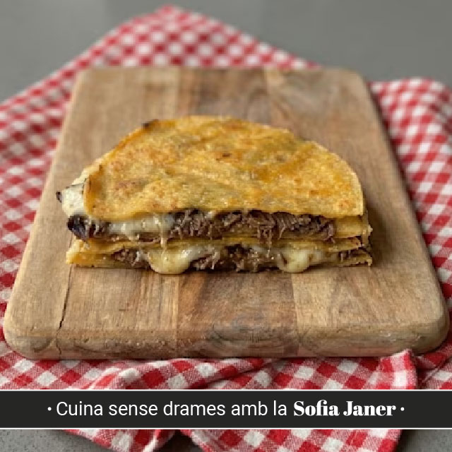 Recepta de quesadilla catalana