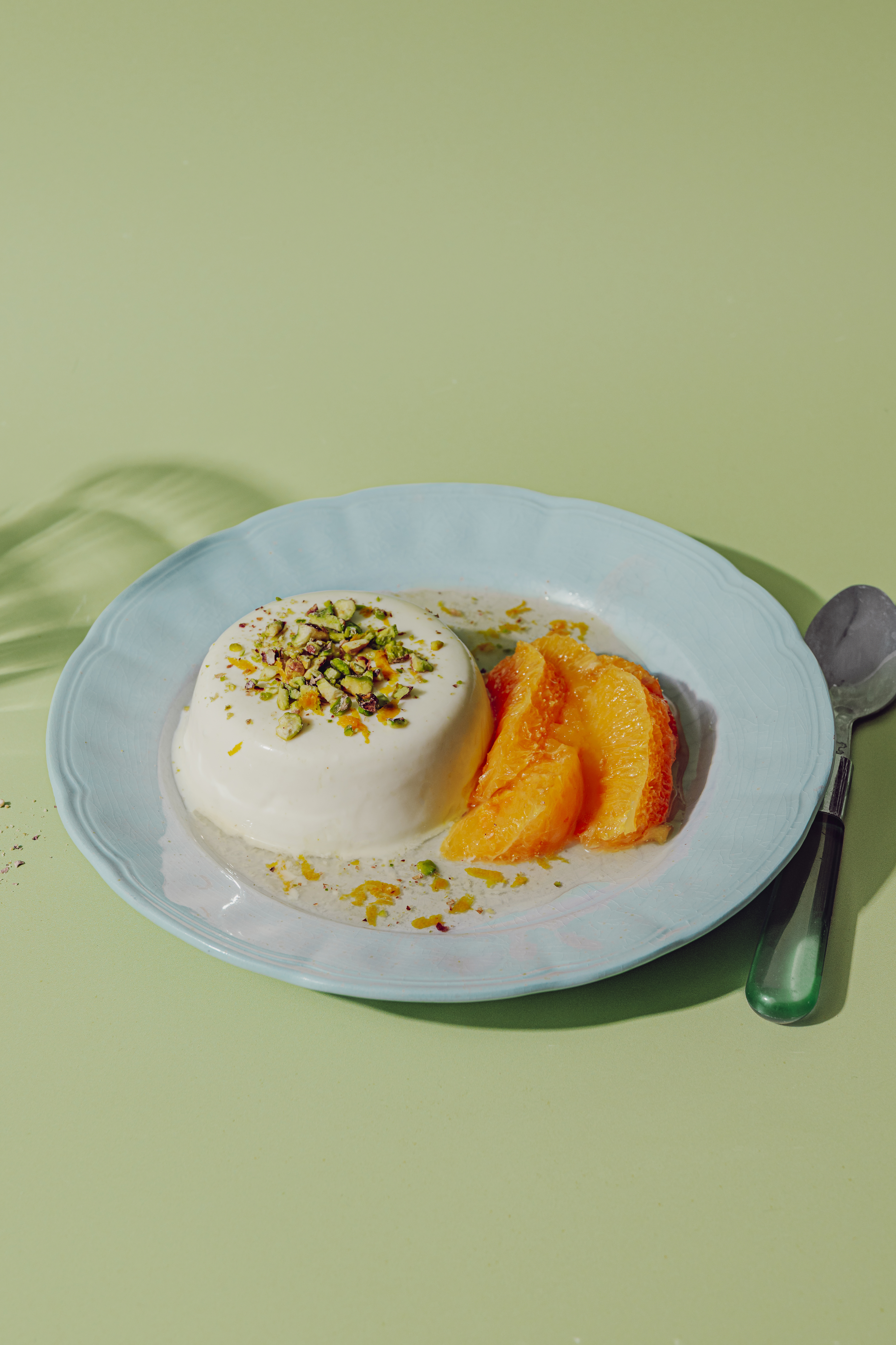 Pannacotta de iogurt i taronja amb festucs