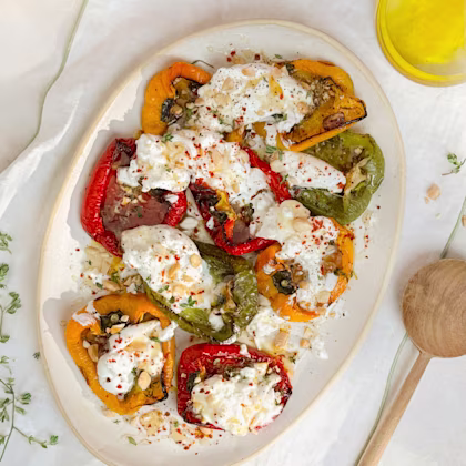 Pebrots a la graella amb burrata i vinagreta de mel