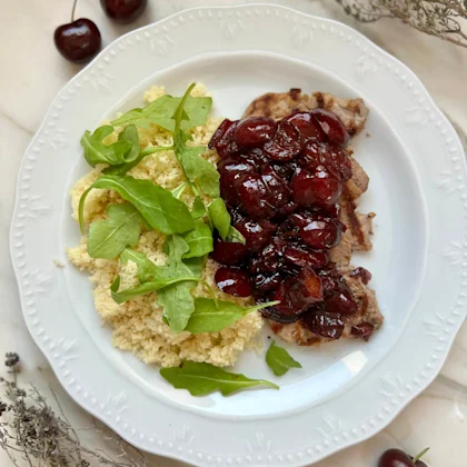Filet de porc a la planxa amb salsa de cireres