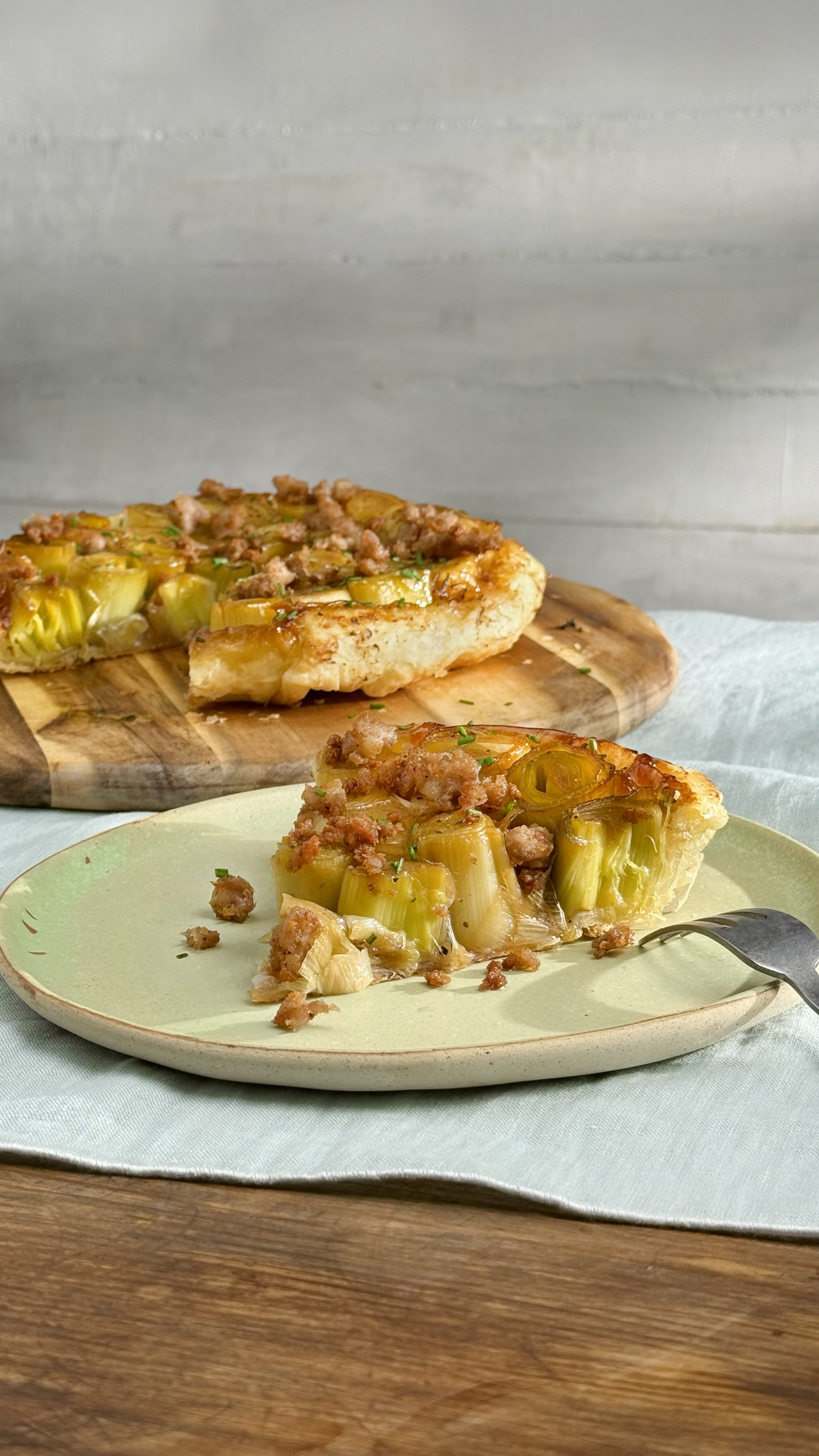 Pastís de porro amb botifarra blanca