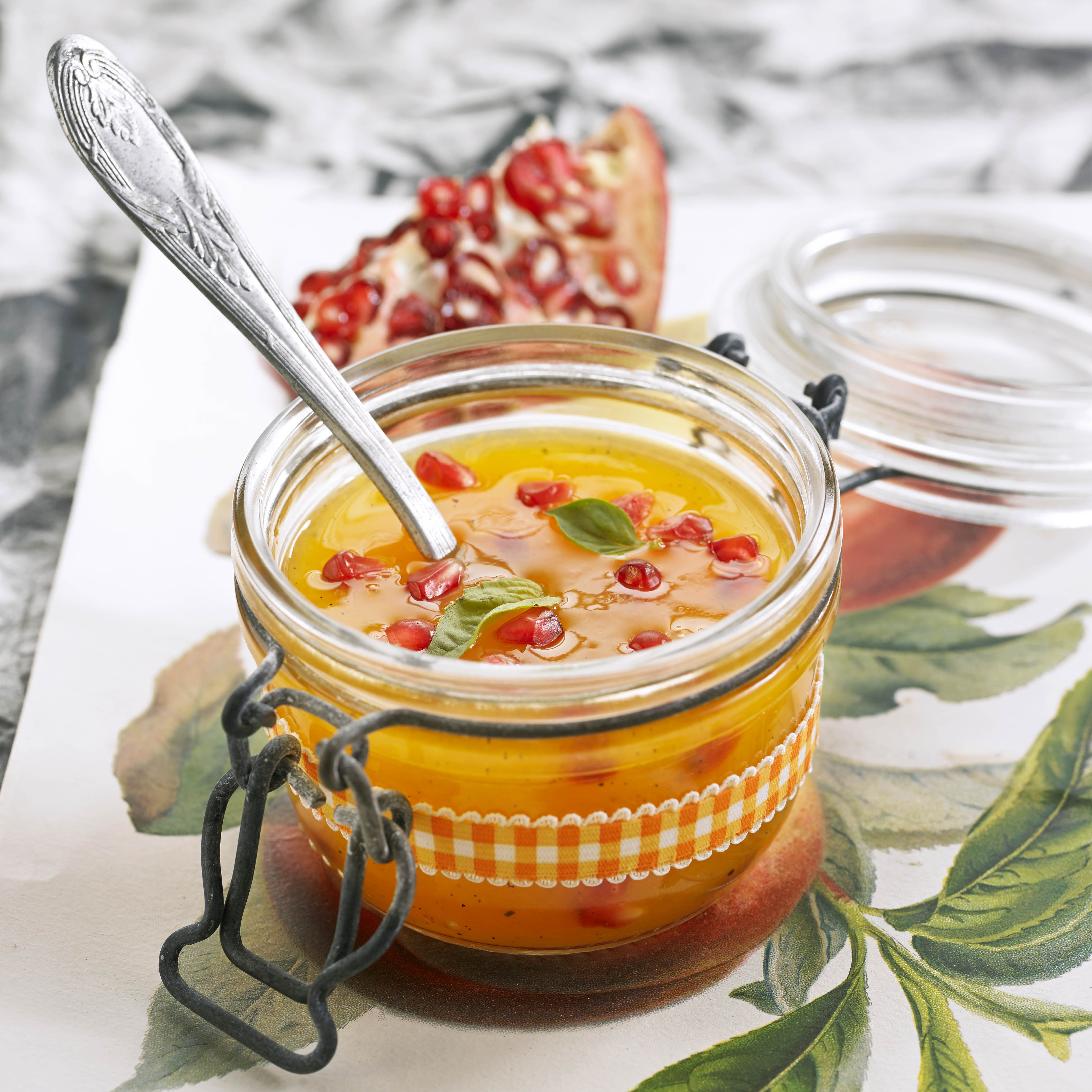 Sopa de taronja i magrana