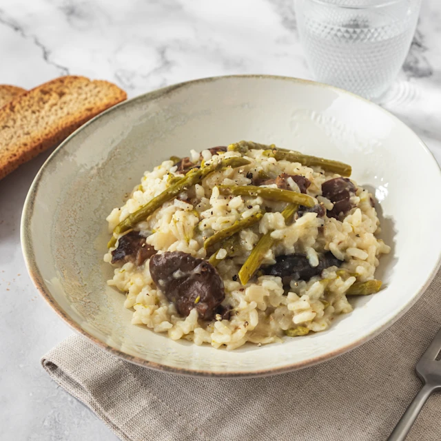Risotto amb bolets i espàrrecs