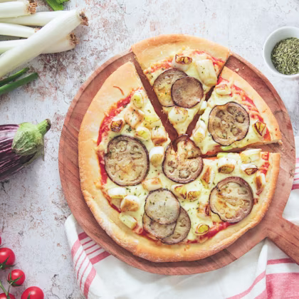 Pizza de calçots i albergínia