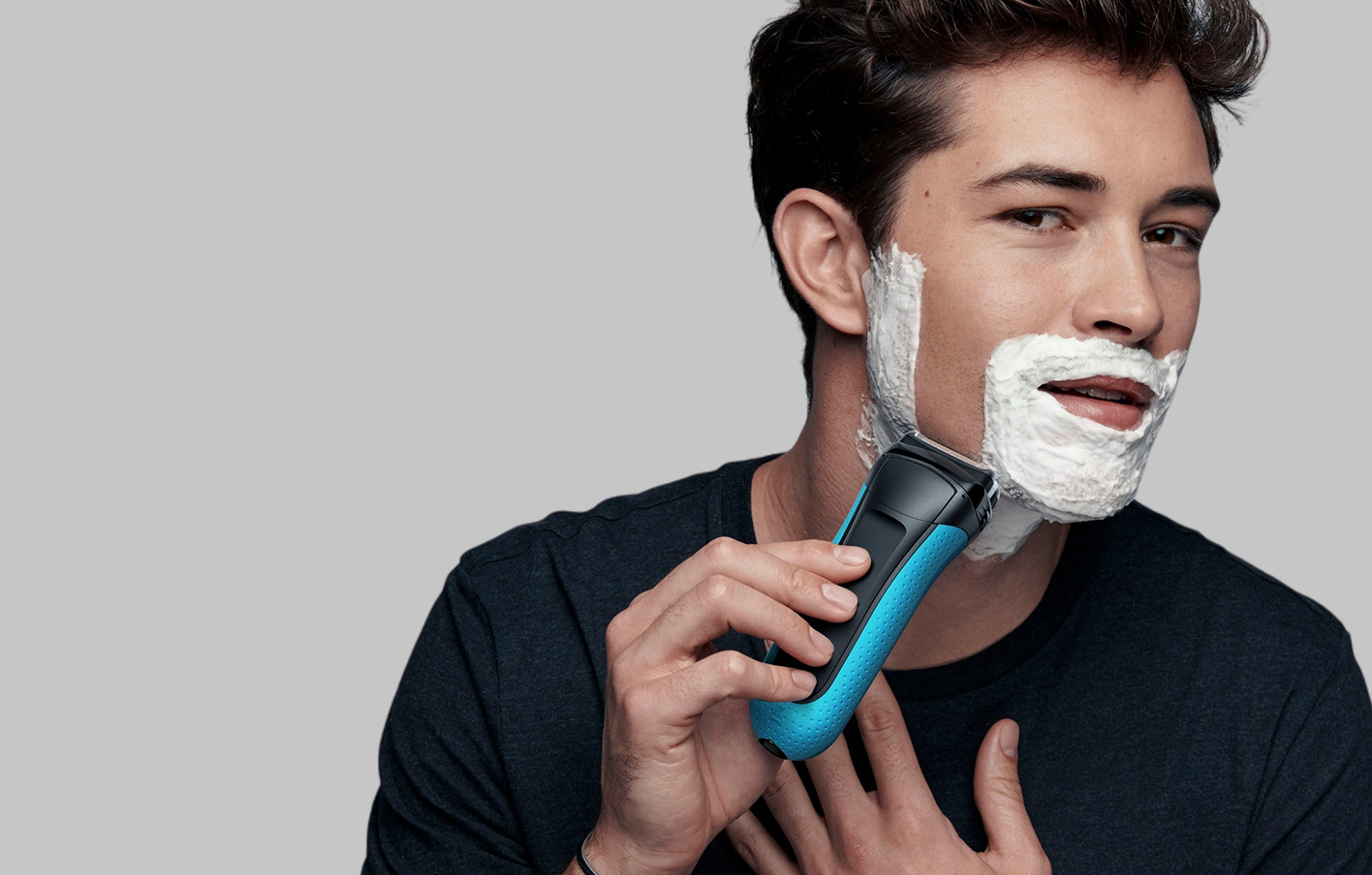Braun - Maquinilla de afeitar eléctrica para hombre, serie 8 8417s con  cortador de barba de precisión, color plateado Galvano