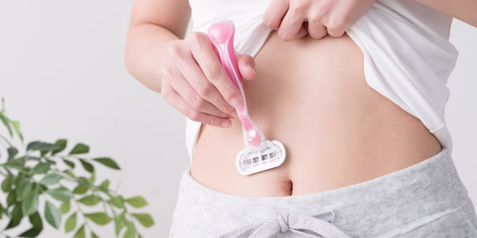 Pelo en el vientre: por qué crece y cómo eliminarlo