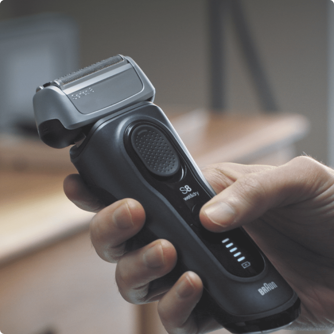 Braun - Maquinilla de afeitar eléctrica para hombre, serie 8 8417s con  cortador de barba de precisión, color plateado Galvano