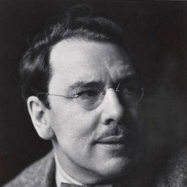 Square portrait Image of TRO Artist Maxwell Anderson