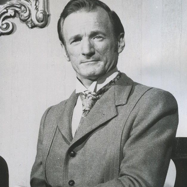 Square portrait Image of TRO Artist Max Morath