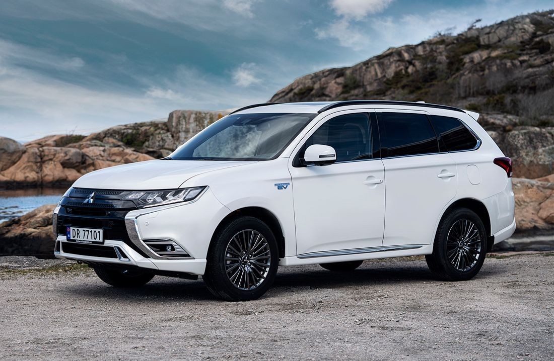 Autorisert Mitsubishi verksted | Bilcentrum AS Bilcentrum AS Autorisert Mitsubishi forhandler og verksted