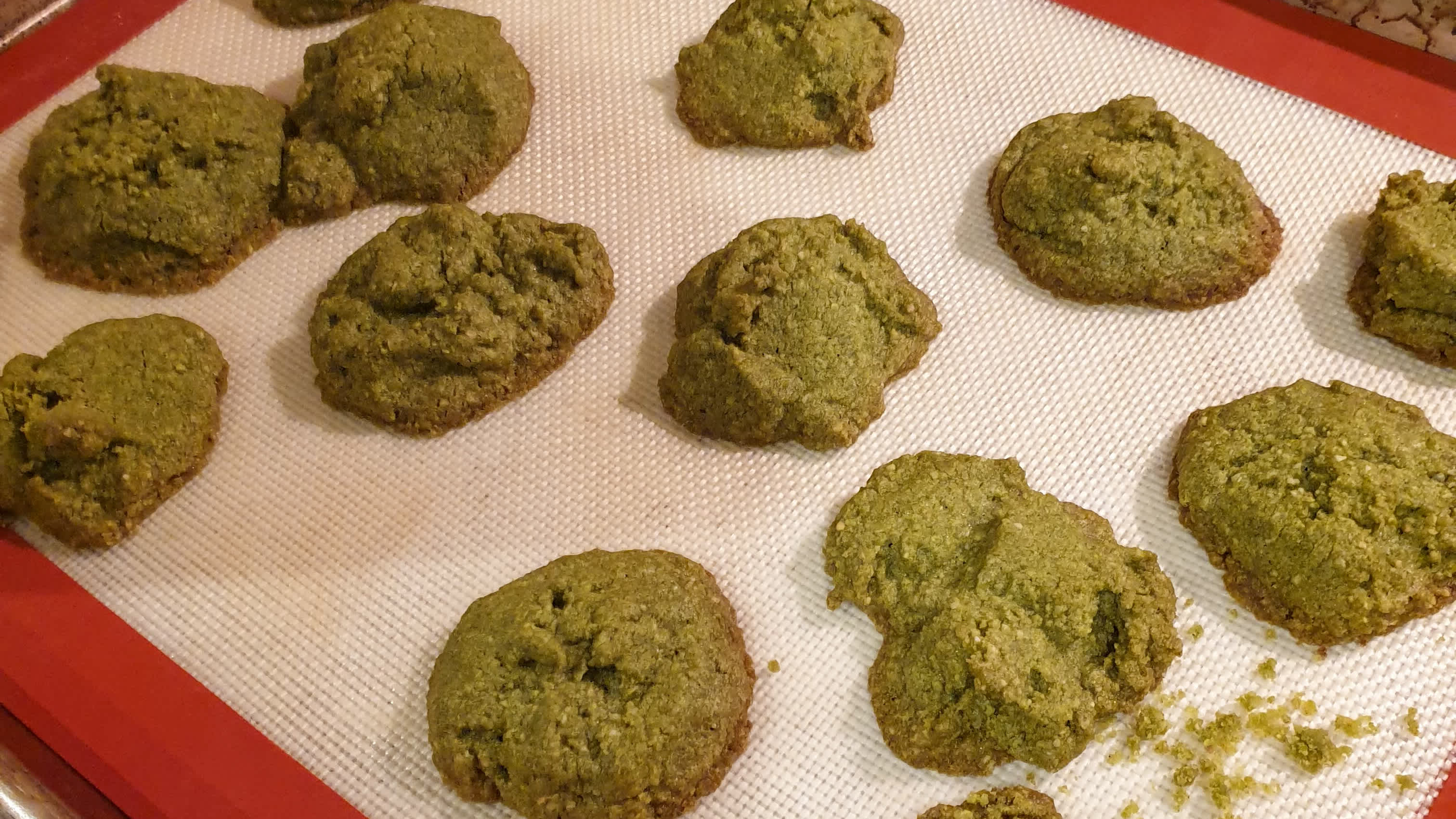 matcha-soil-chunks-after-baking