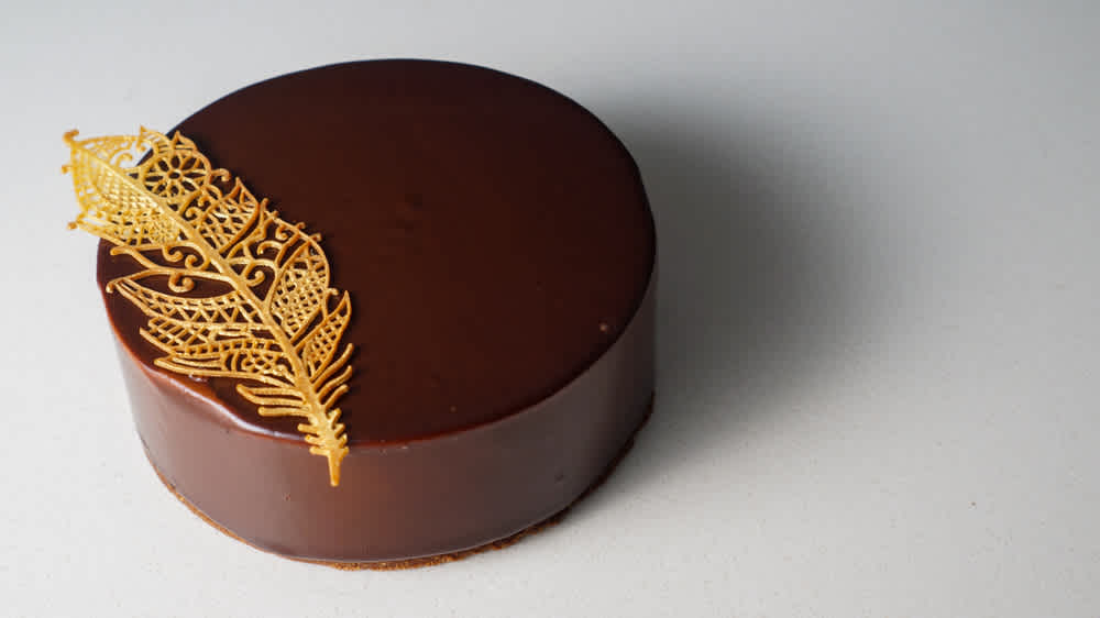 dulce-de-leche-entremet-with-tuile