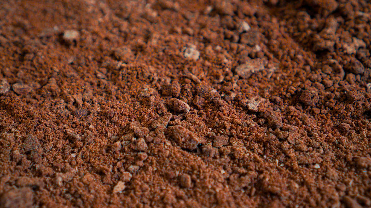 crystallised-chocolate-crumb-close-up