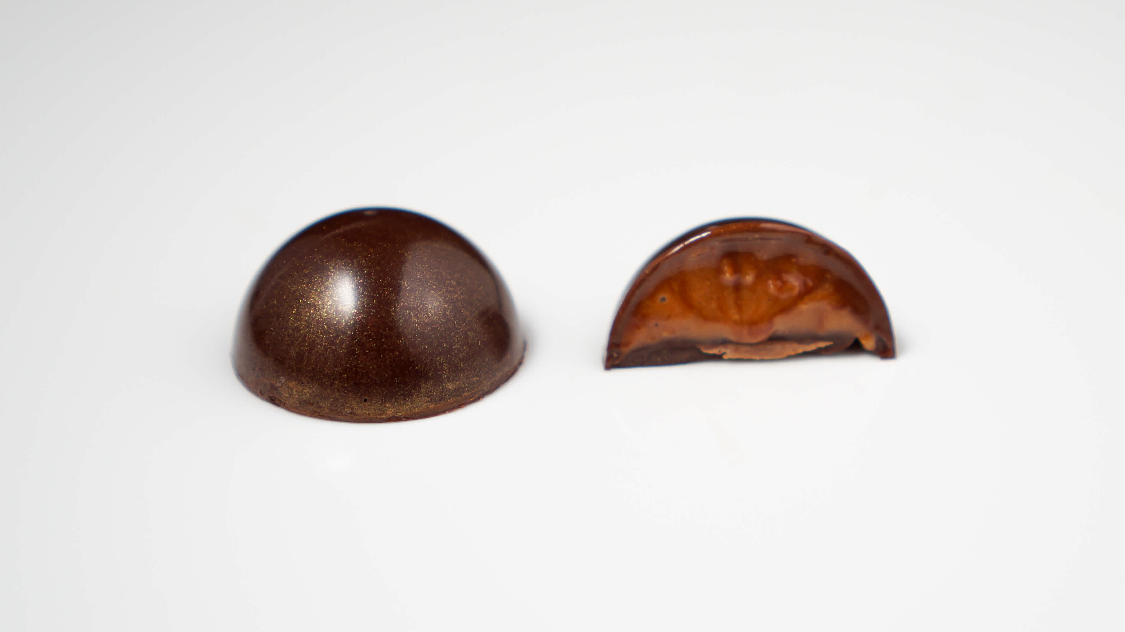 Bonbon cross-section