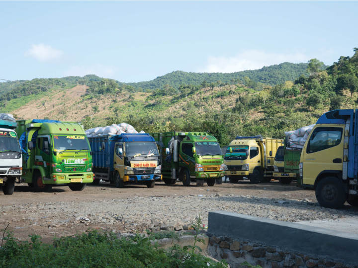 Subur Mega Perkasa - Logistic Fleet