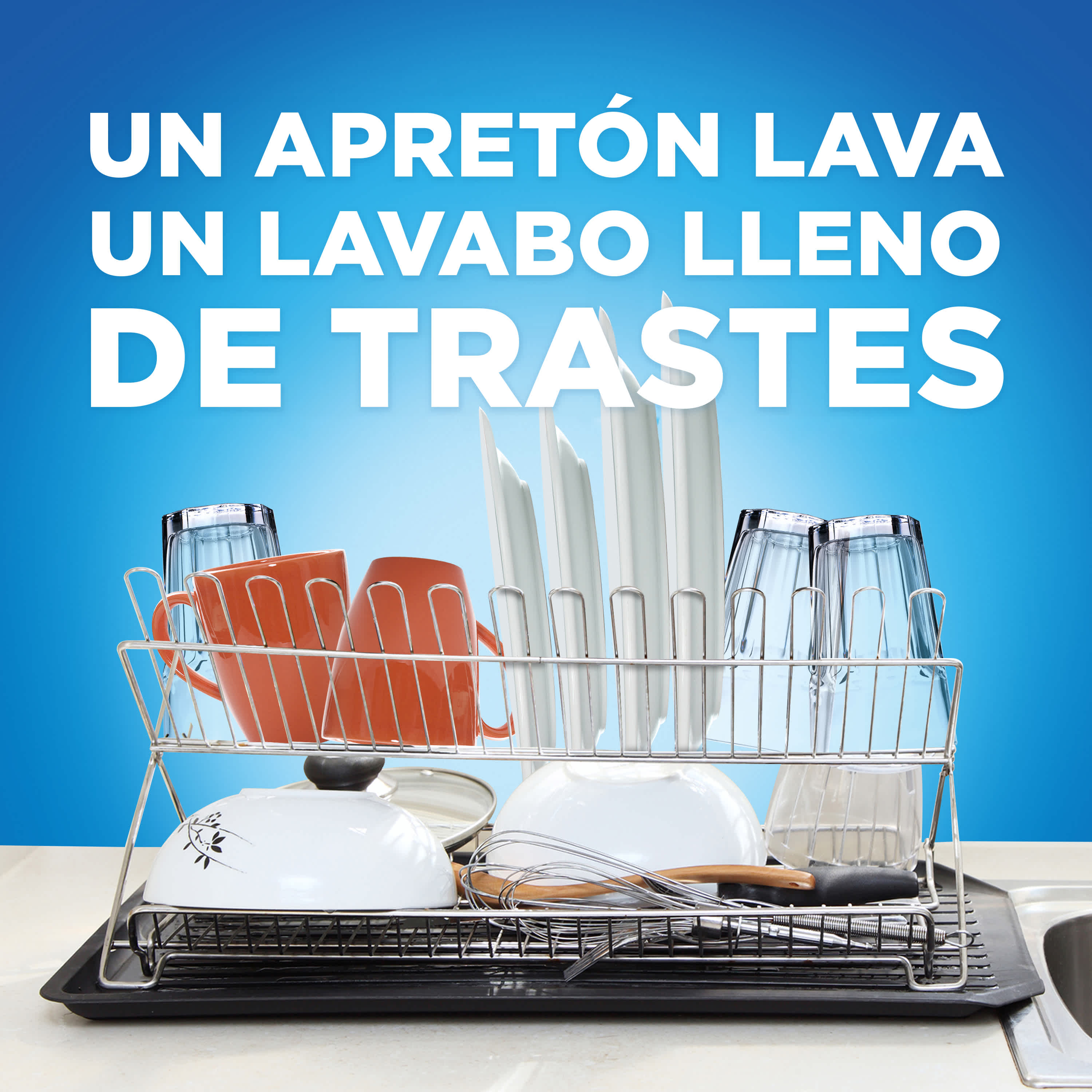 UN APRETÓN LAVA UN LAVABO LLENO DE TRASTES