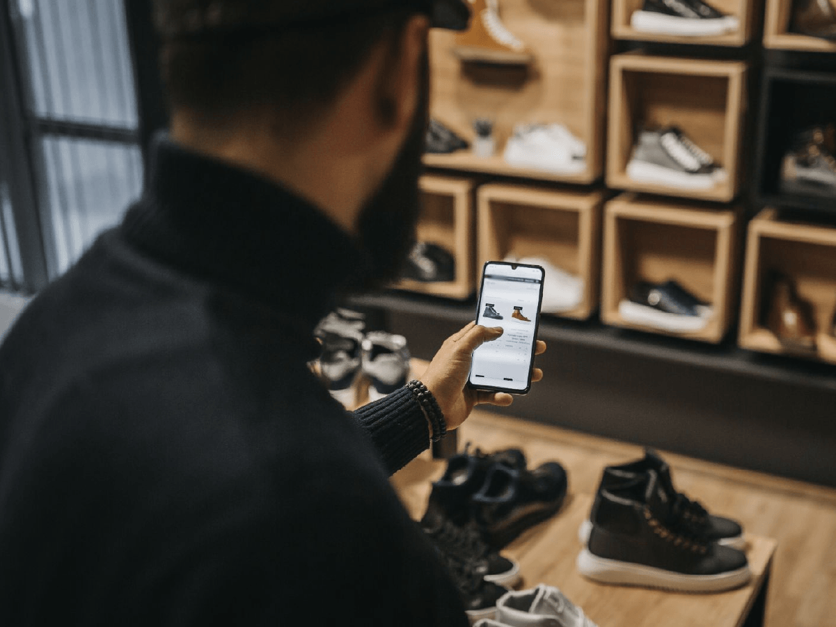 Secure cloud networking for retail