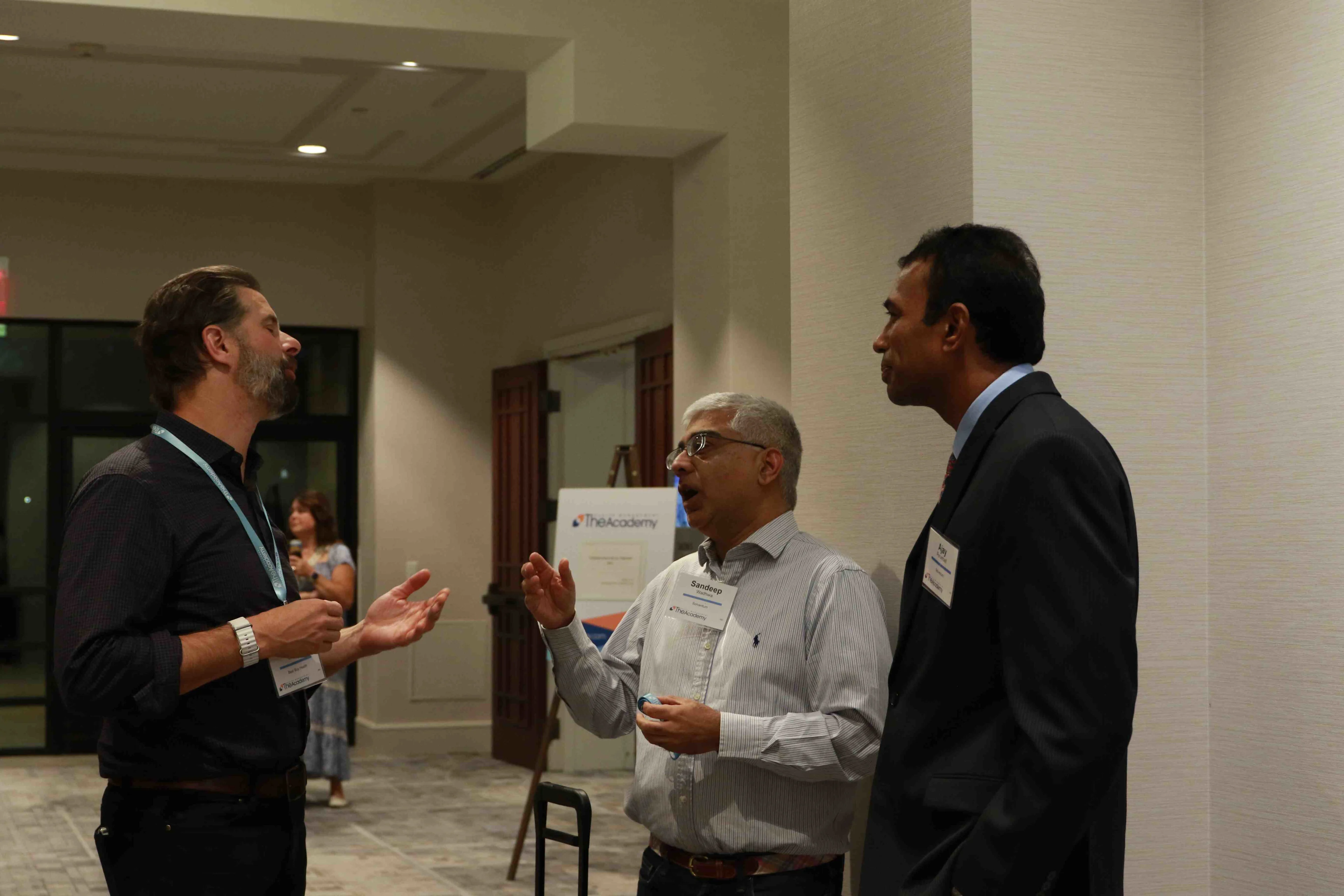 Health system executive speaks with Industry members at THMA Healthcare Population Health Conference