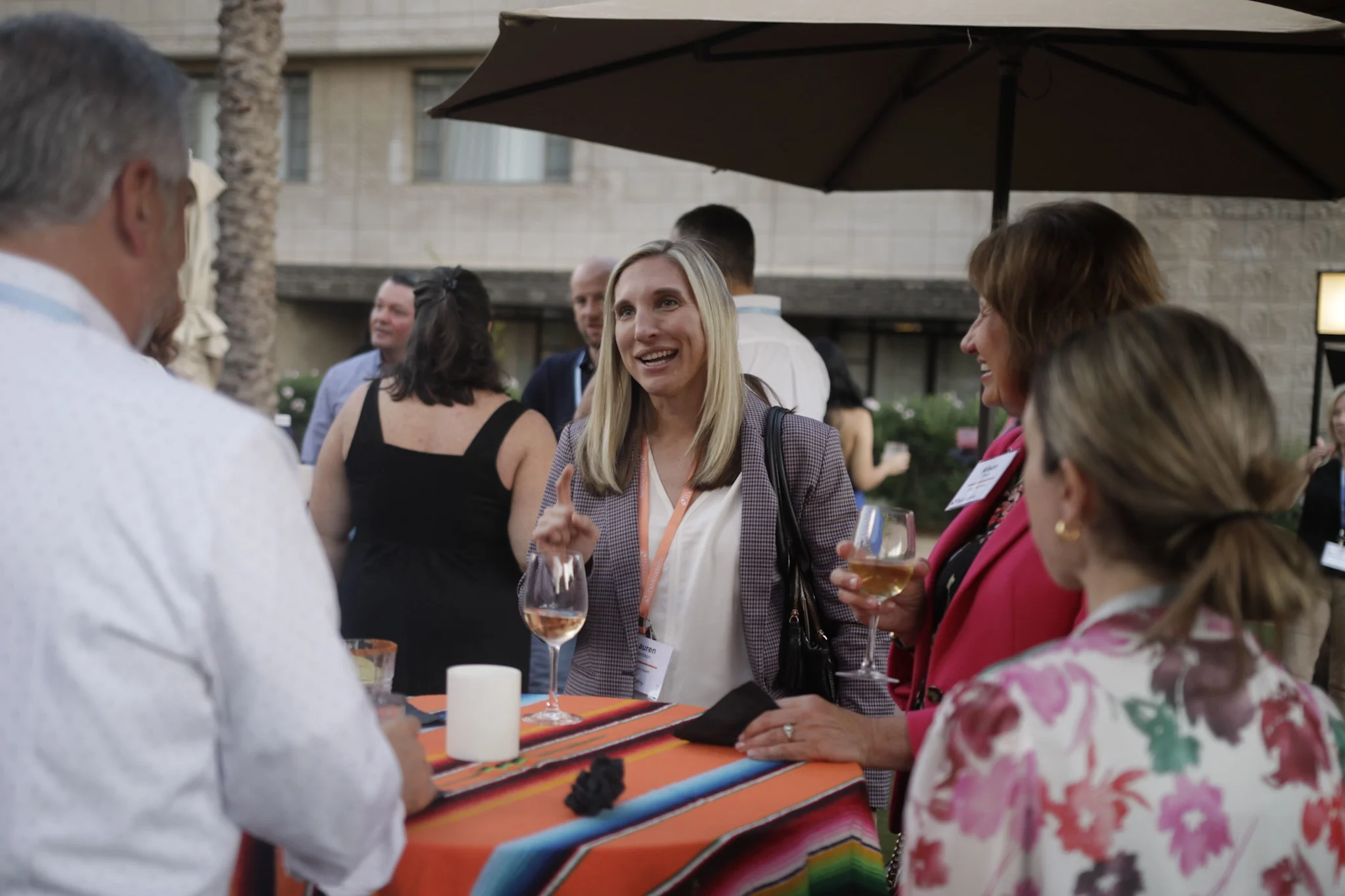 Health system analytics leaders discussing issues over dinner at a healthcare analytics conference
