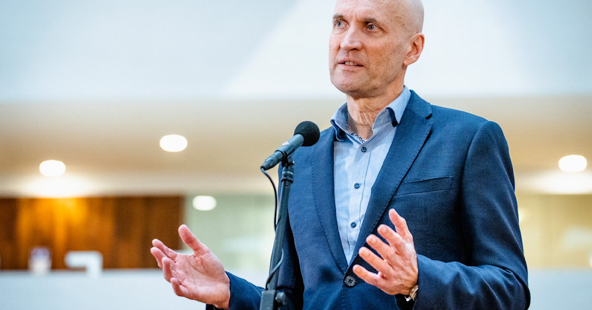 Ernst Kuipers nu maatregelen versoepelen is vragen om problemen Hart van Nederland Ernst Kuipers nu maatregelen versoepelen is vragen om problemen Hart van Nederland