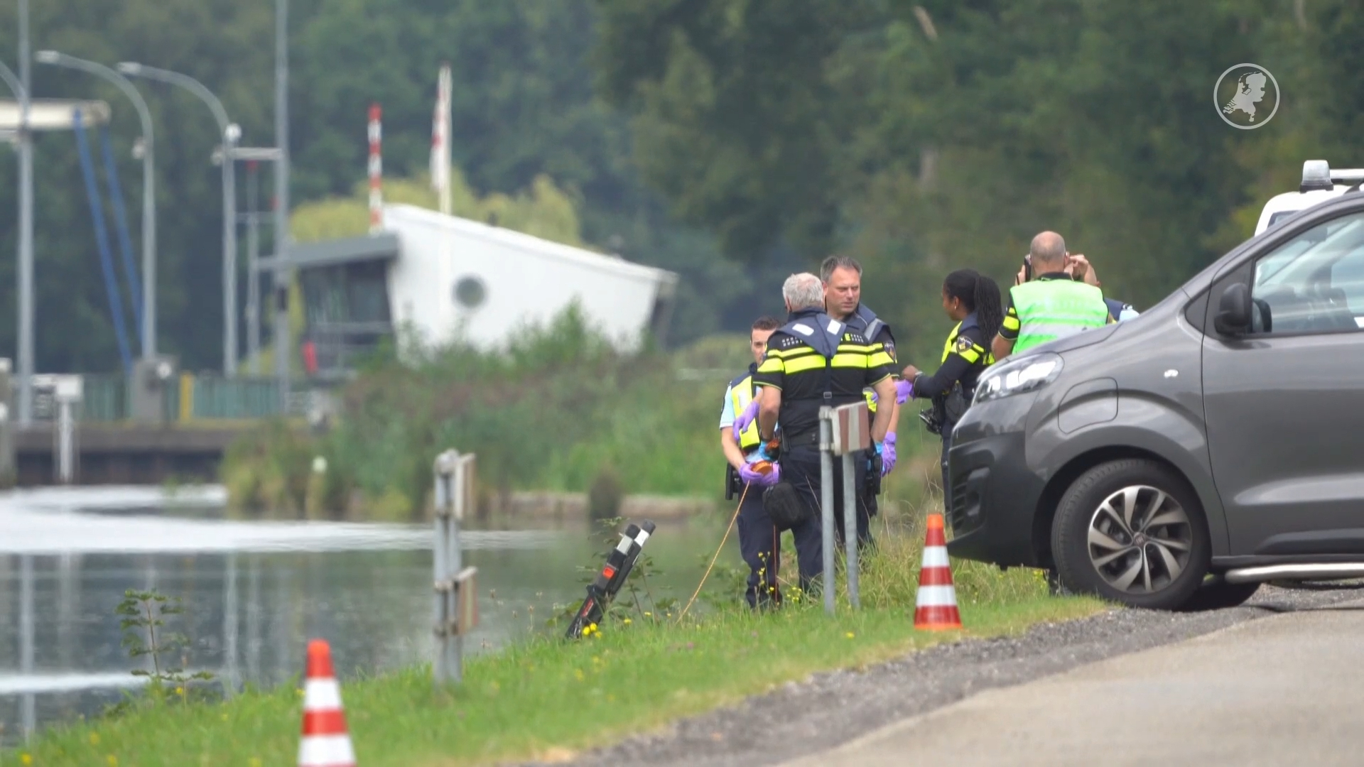 Man (80) bekent na vondst lichaam vrouw (72) in kanaal Tynaarlo | Hart van Nederland