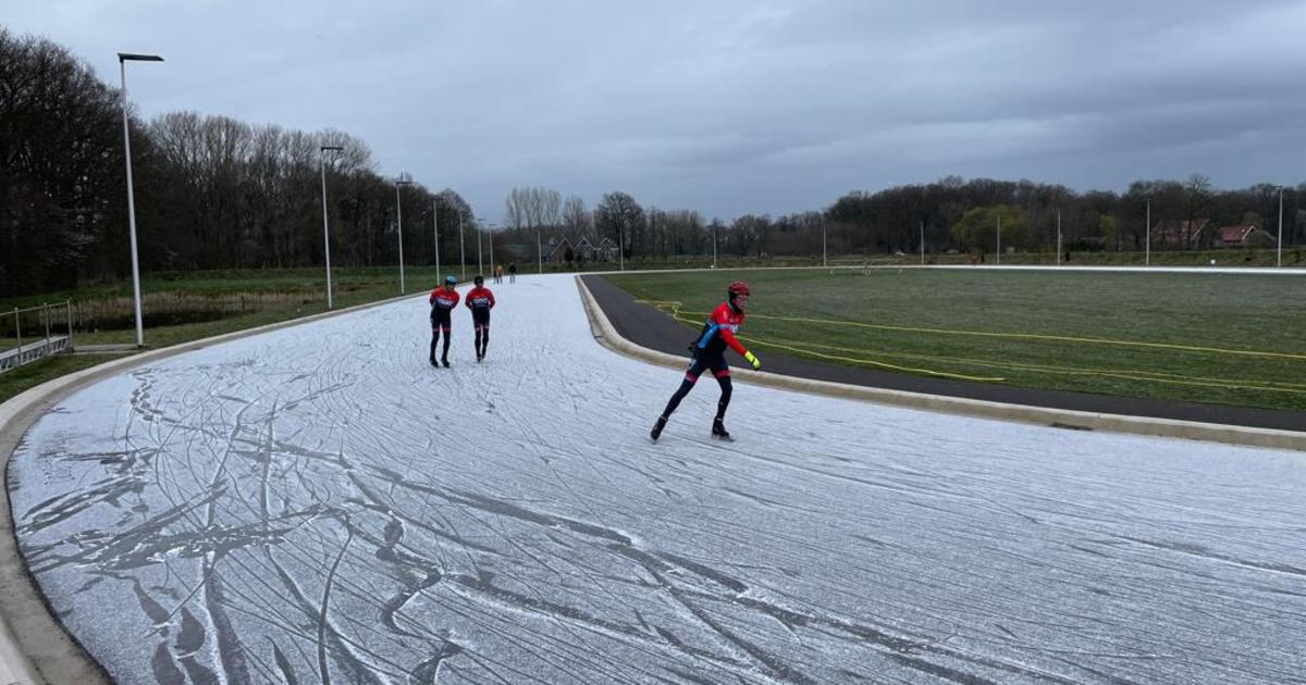 Schaatsen op natuurijs in de lente in Winterswijk kan het Hart van Nederland Schaatsen op natuurijs in de lente in Winterswijk kan het Hart van Nederland