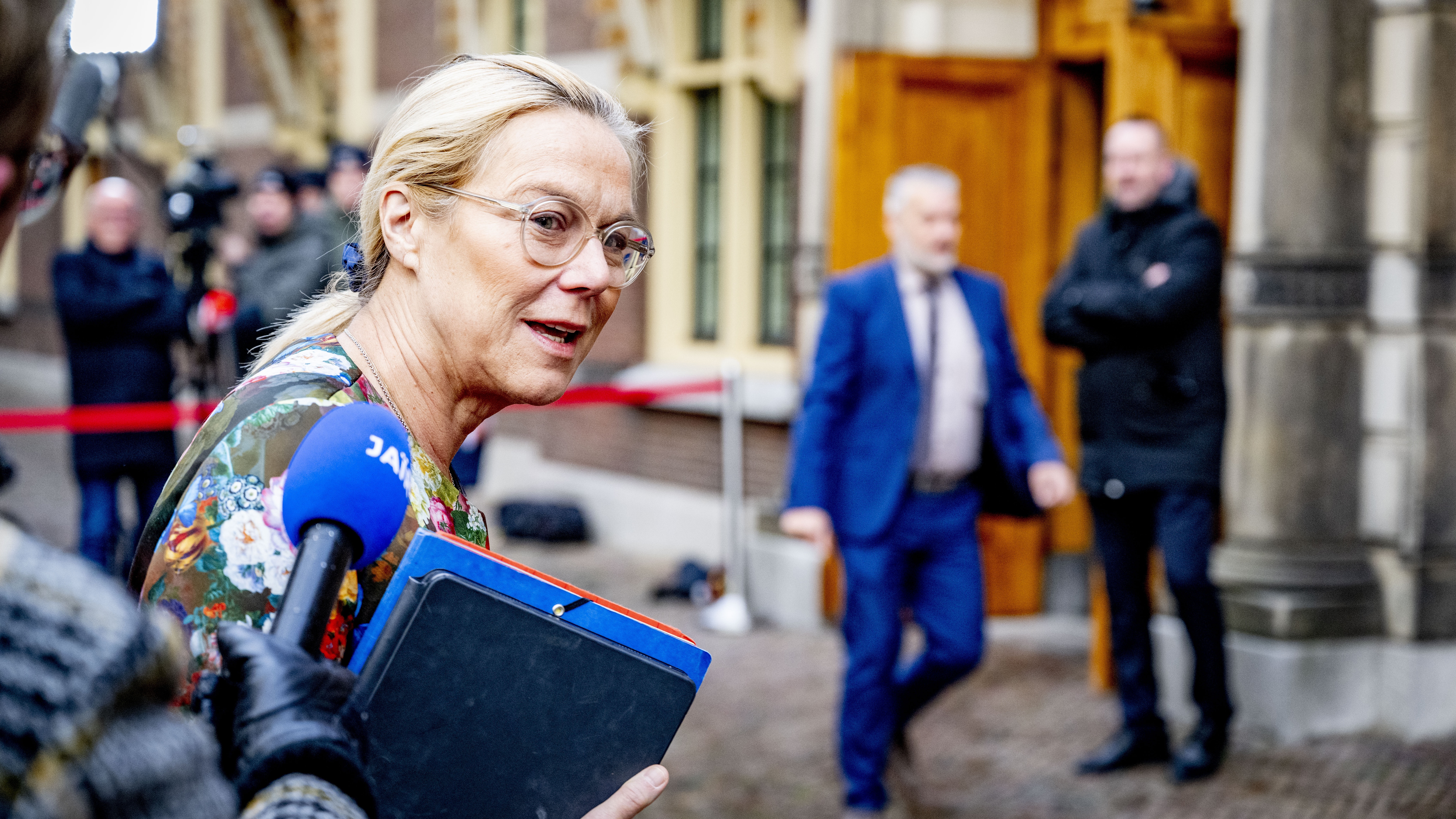 Kaag (Financiën) Naar Suriname Voor Gesprek Over Slavernij-excuses ...