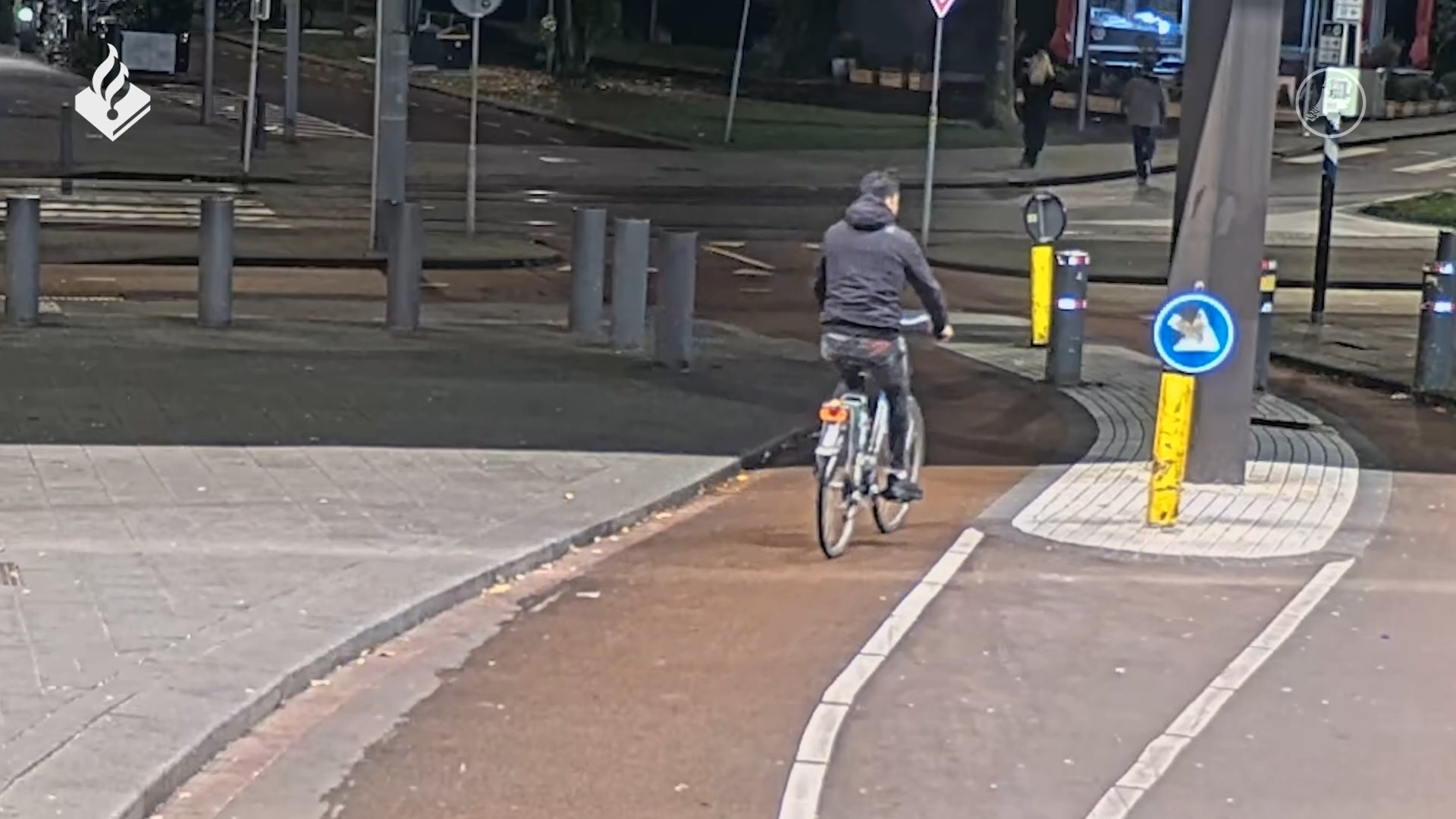 Video về kẻ tấn công hàng loạt ở Rotterdam cũng được công bố: 'Mọi người phải cảnh giác' | Hart van Nederland