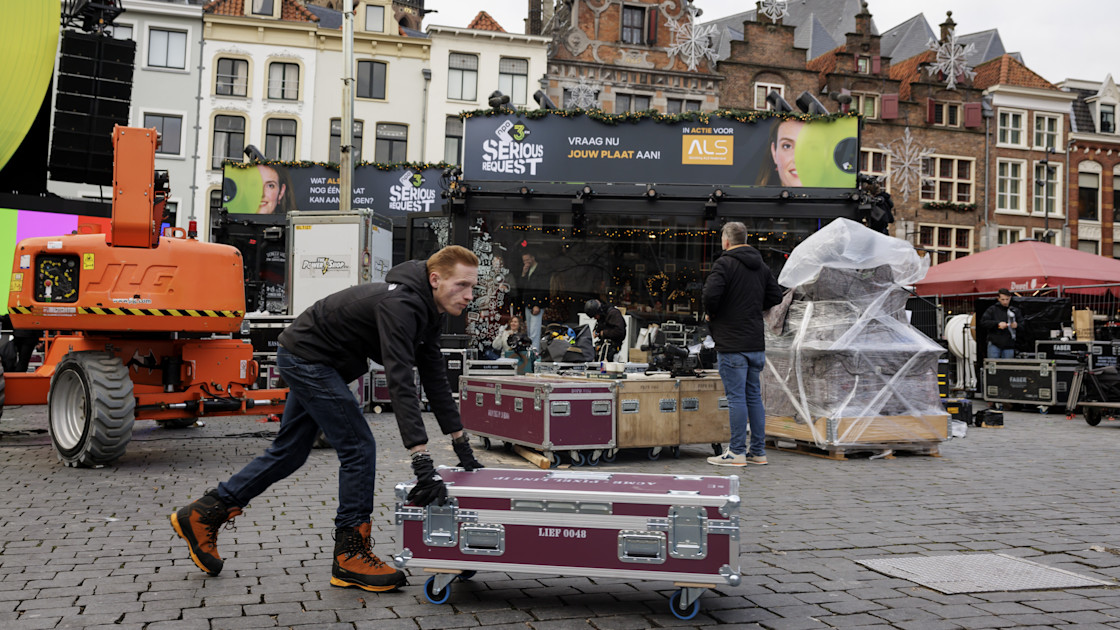 3FM Serious Request van start in