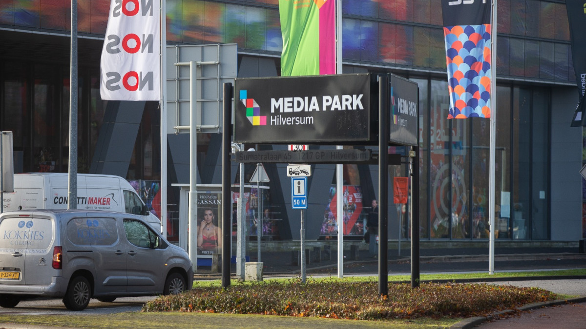 Protest op Media Park Hilversum mag, fakkels niet toegestaan