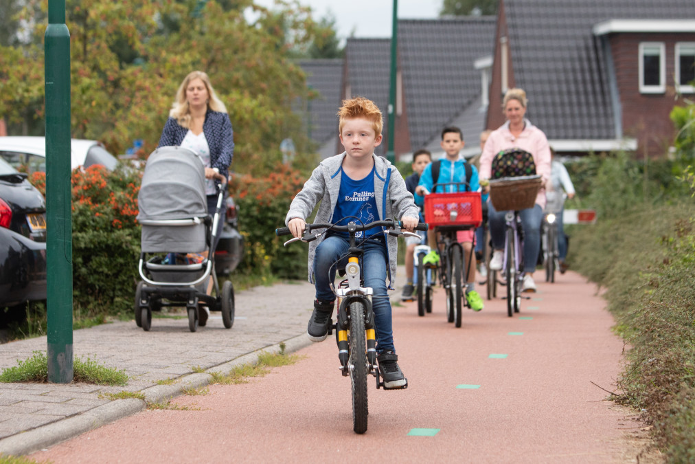 Miljoenen fietsen in Nederland terwijl veel kinderen een kunnen gebruiken Hart van Nederland
